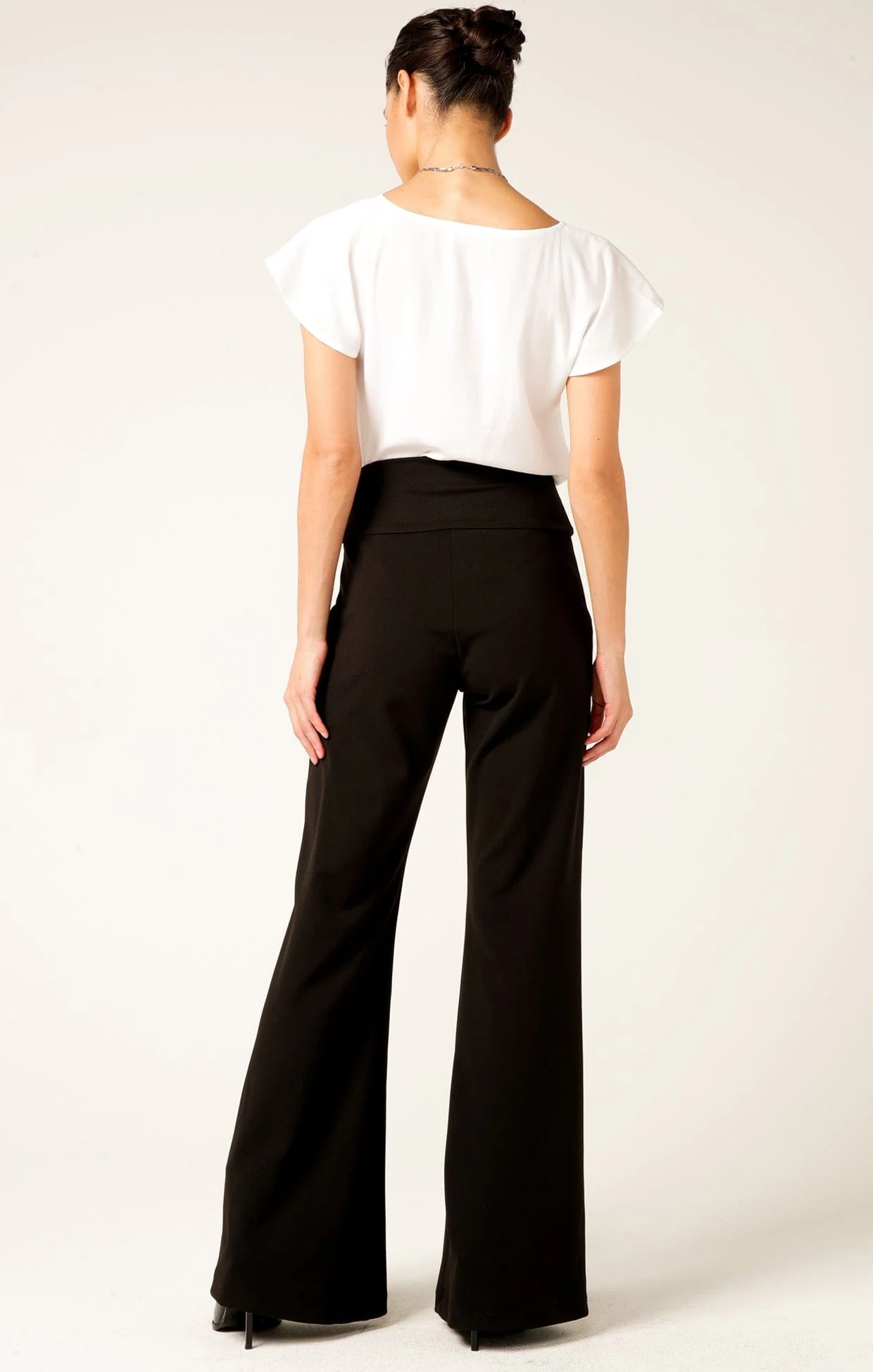 CLASSIC TROUSER IN BLACK - Image 10