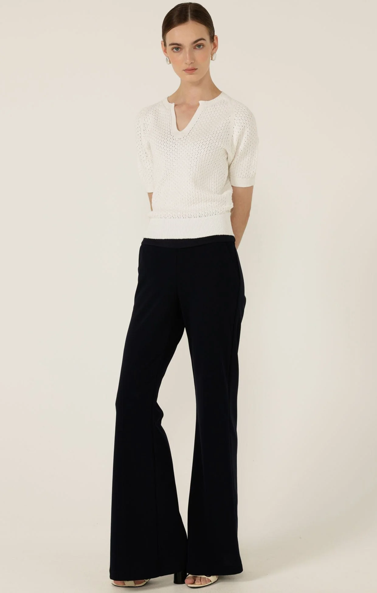 CLASSIC TROUSER IN NAVY - Image 11