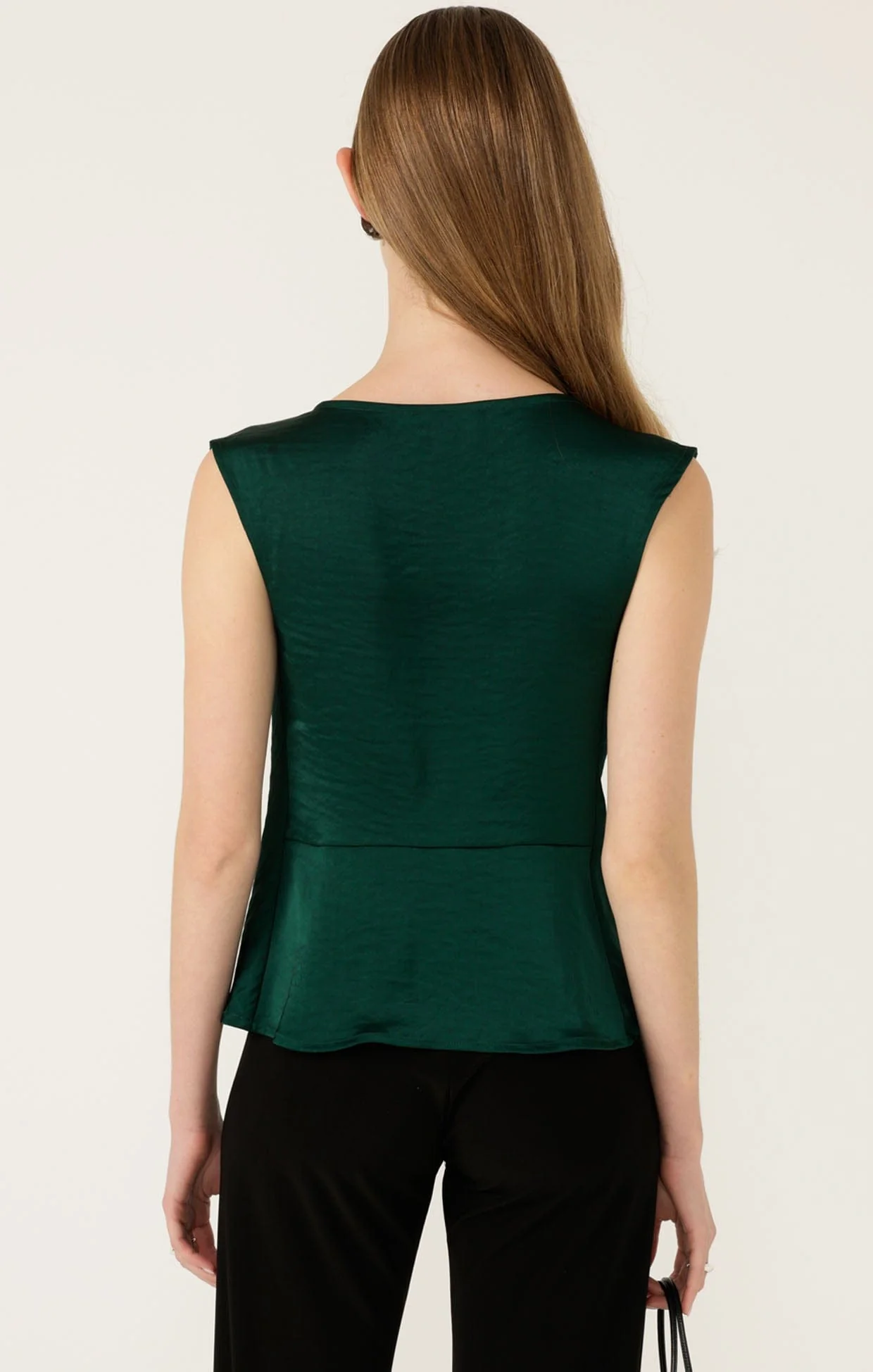 LUXE COWL BIAS TOP IN EMERALD - Image 10