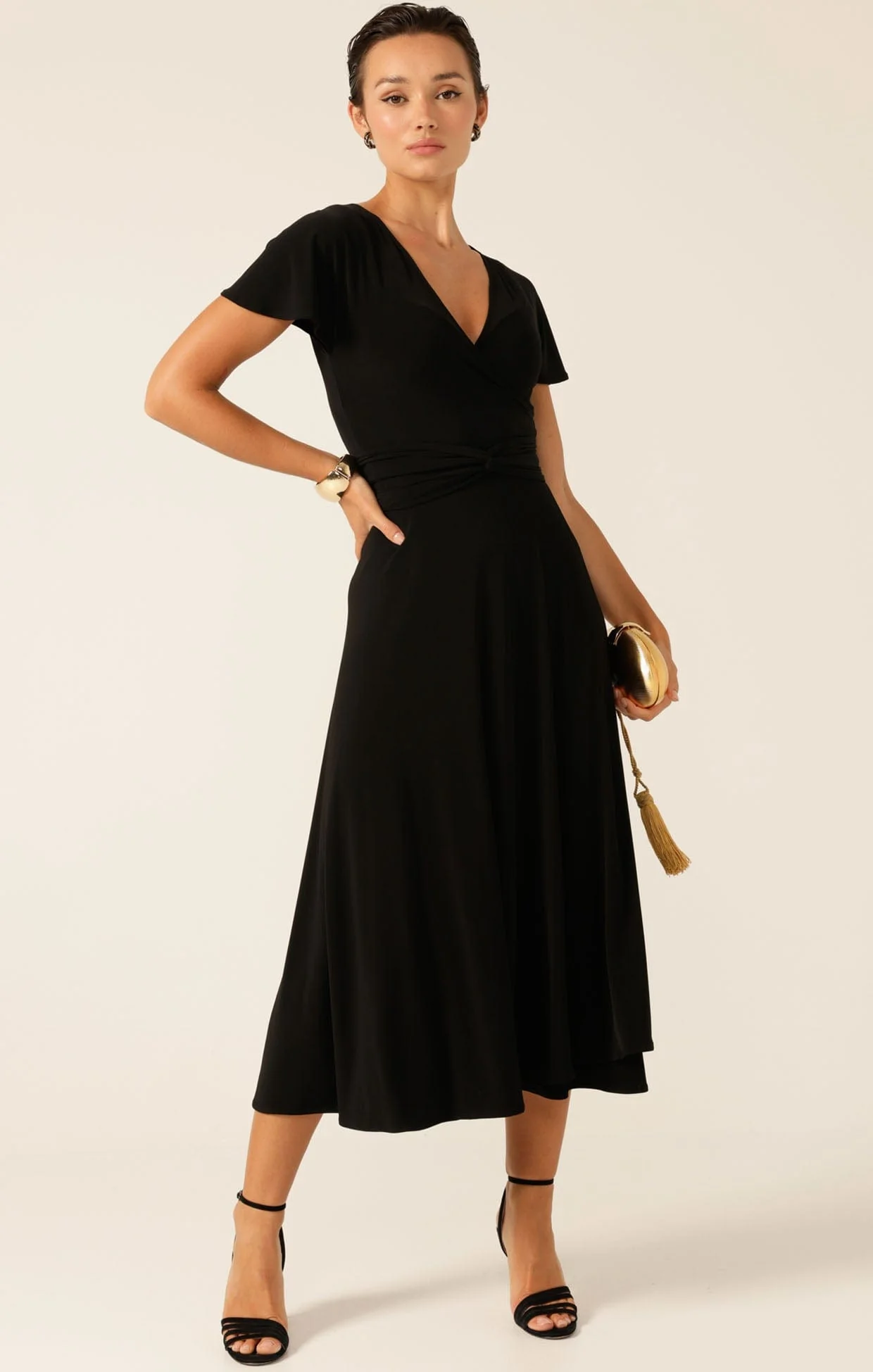 FLUTE SLEEVE REVERSE WRAP IN BLACK - Image 4