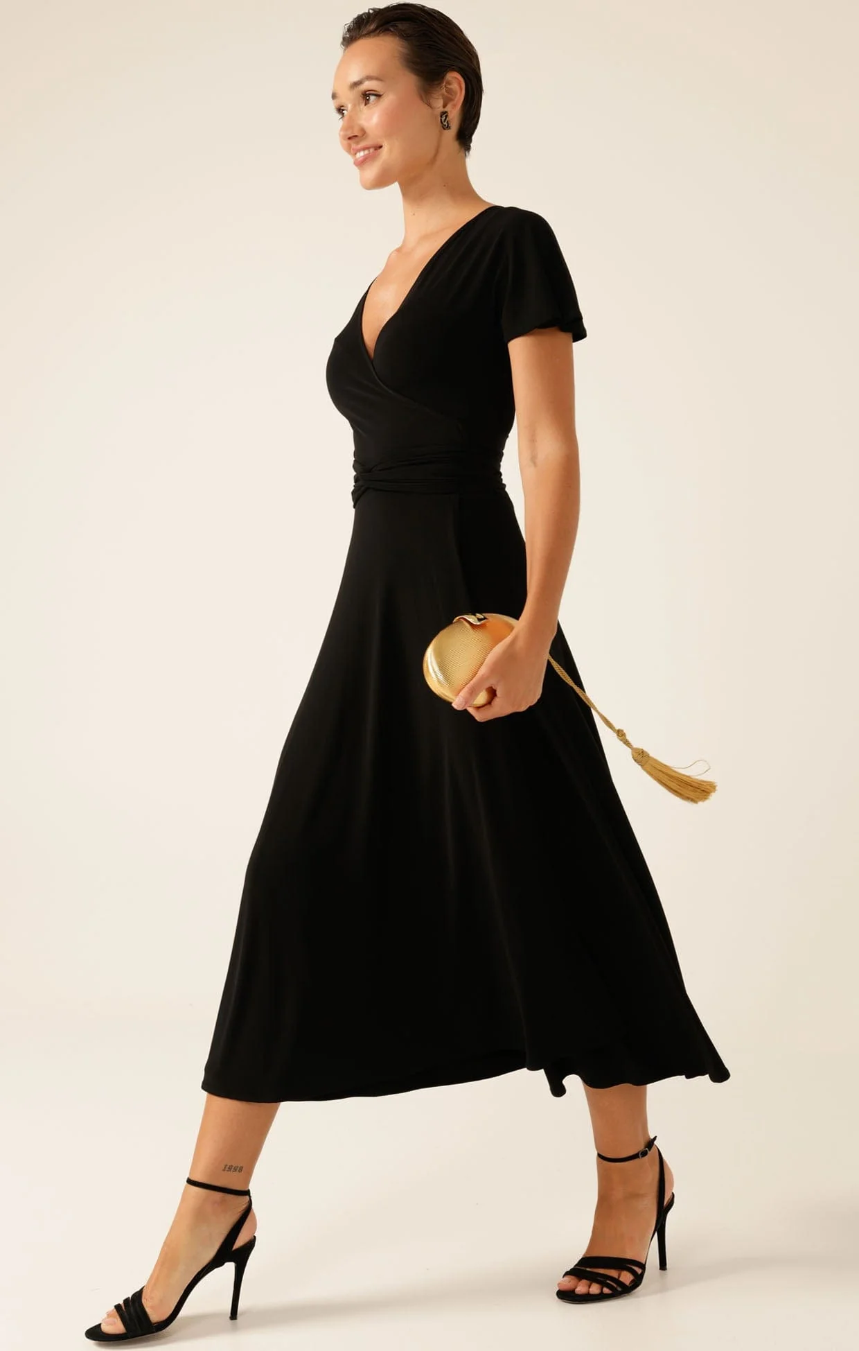 FLUTE SLEEVE REVERSE WRAP IN BLACK - Image 5