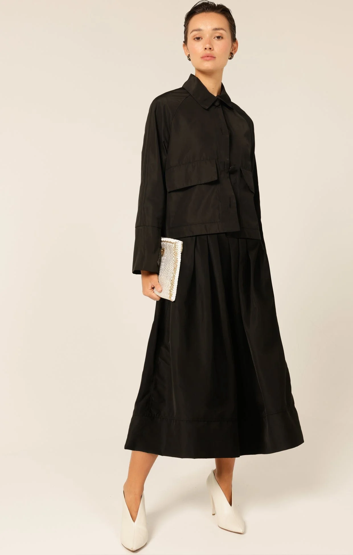 PLEATED A-LINE SKIRT IN BLACK - Image 5