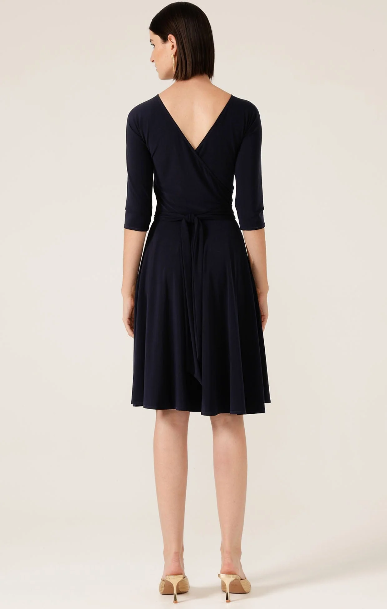 REVERSE WRAP DRESS IN NAVY - Image 6