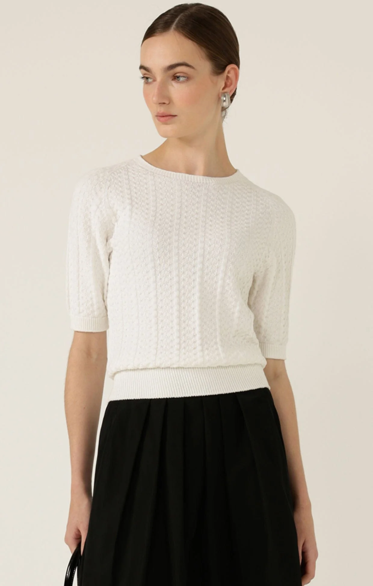 SHORT SLEEVE CHEVRON KNIT TOP IN IVORY - Image 3