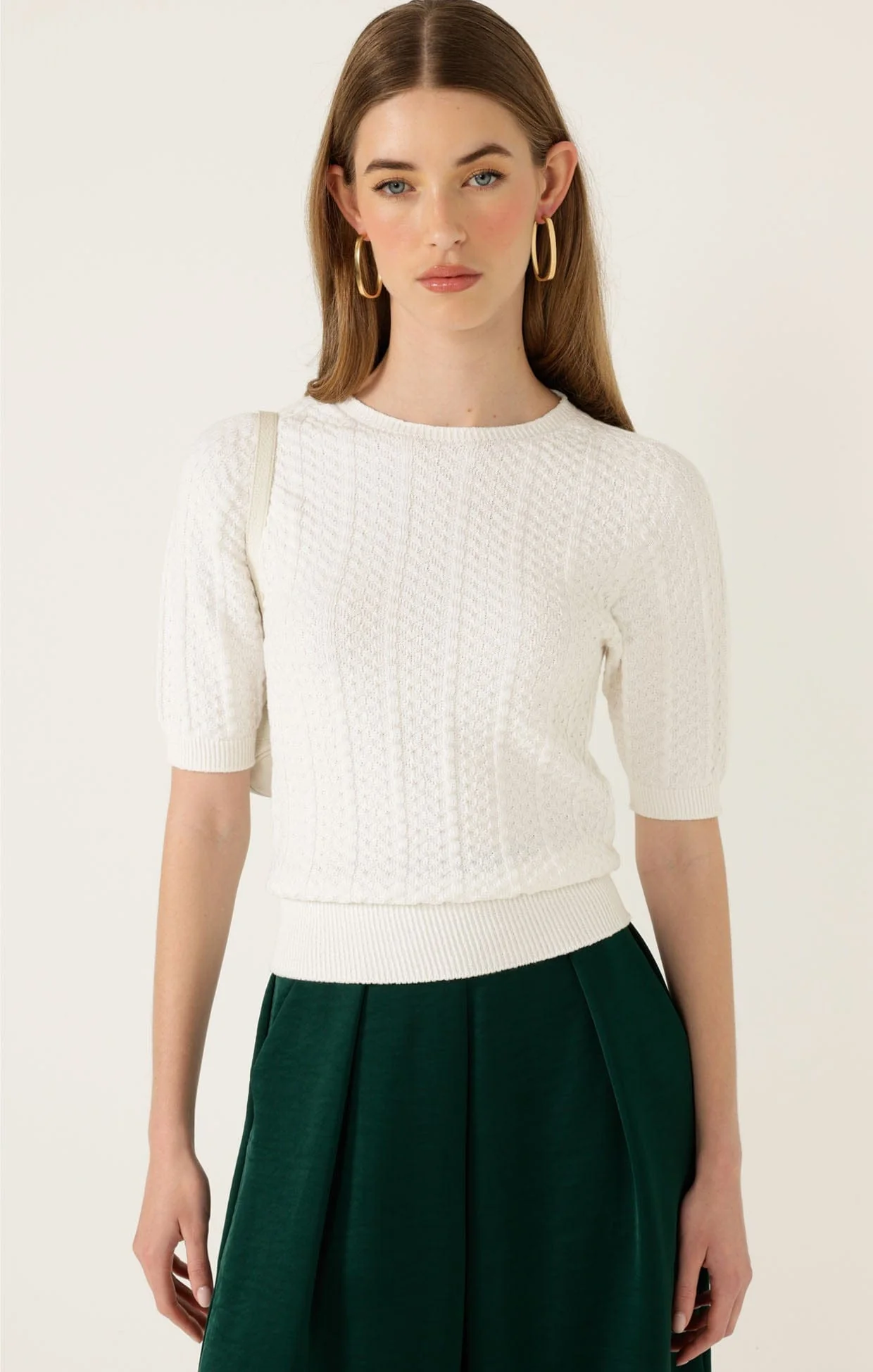 SHORT SLEEVE CHEVRON KNIT TOP IN IVORY - Image 4