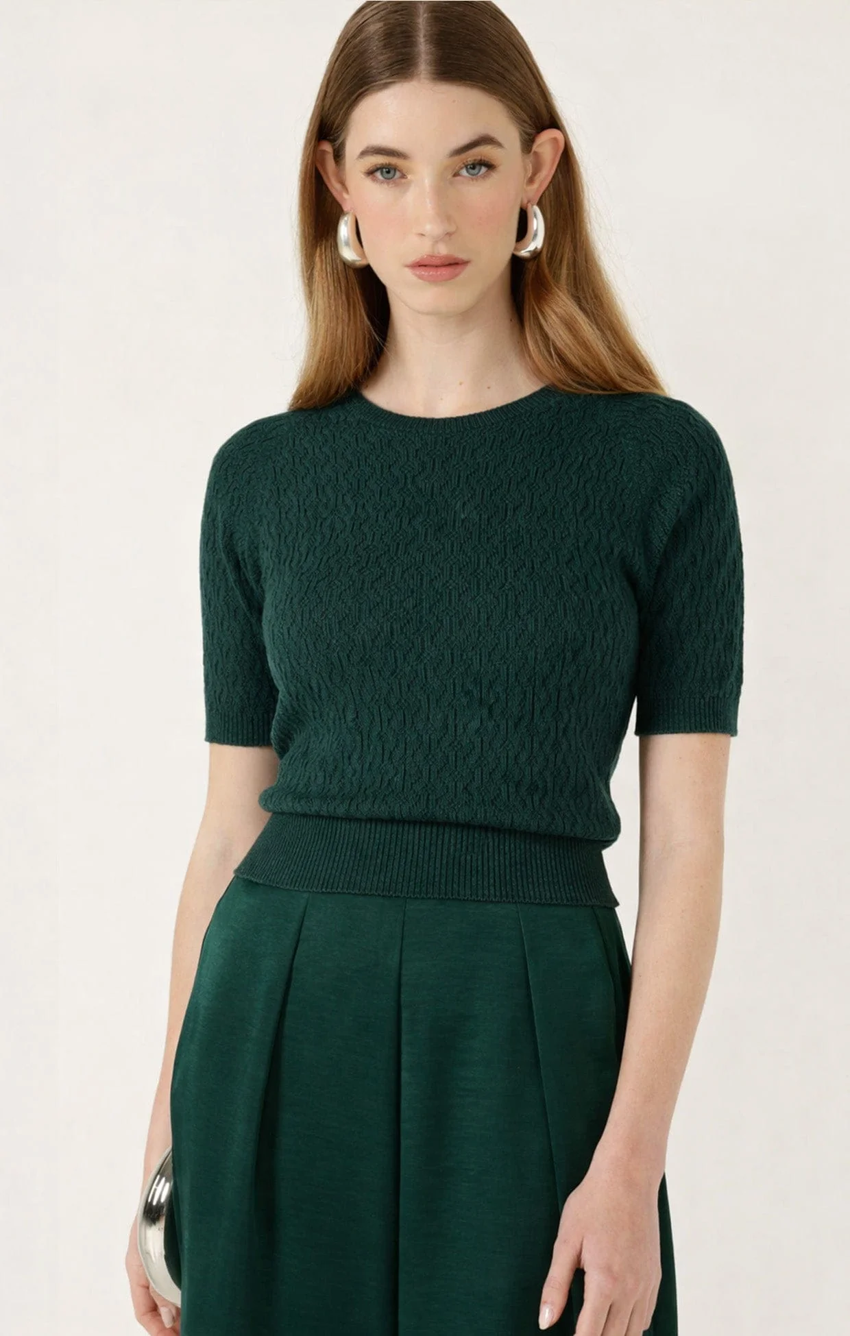 SHORT SLEEVE GROVE KNIT TOP IN FOREST - Image 3