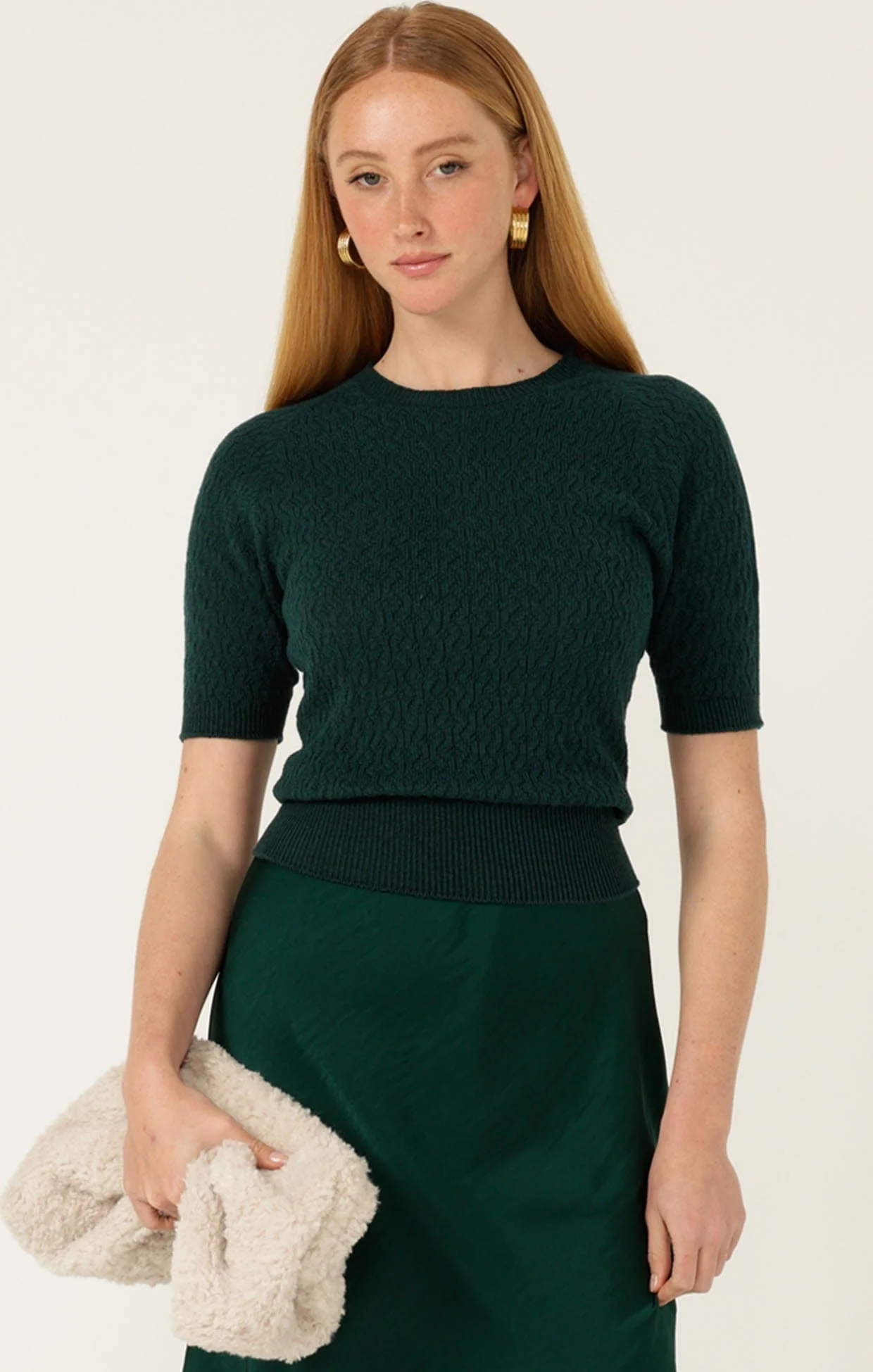 SHORT SLEEVE GROVE KNIT TOP IN FOREST - Image 4