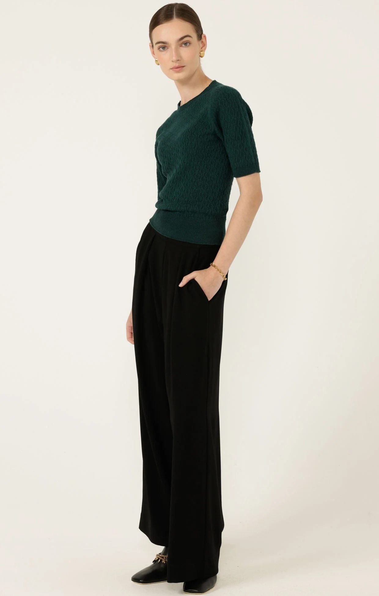 SHORT SLEEVE GROVE KNIT TOP IN FOREST - Image 7