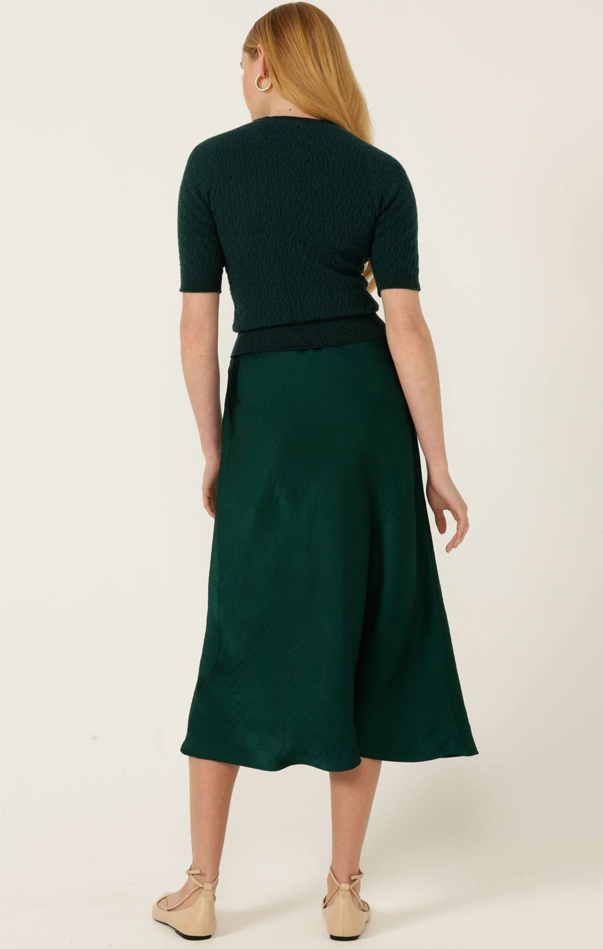 SHORT SLEEVE GROVE KNIT TOP IN FOREST - Image 9