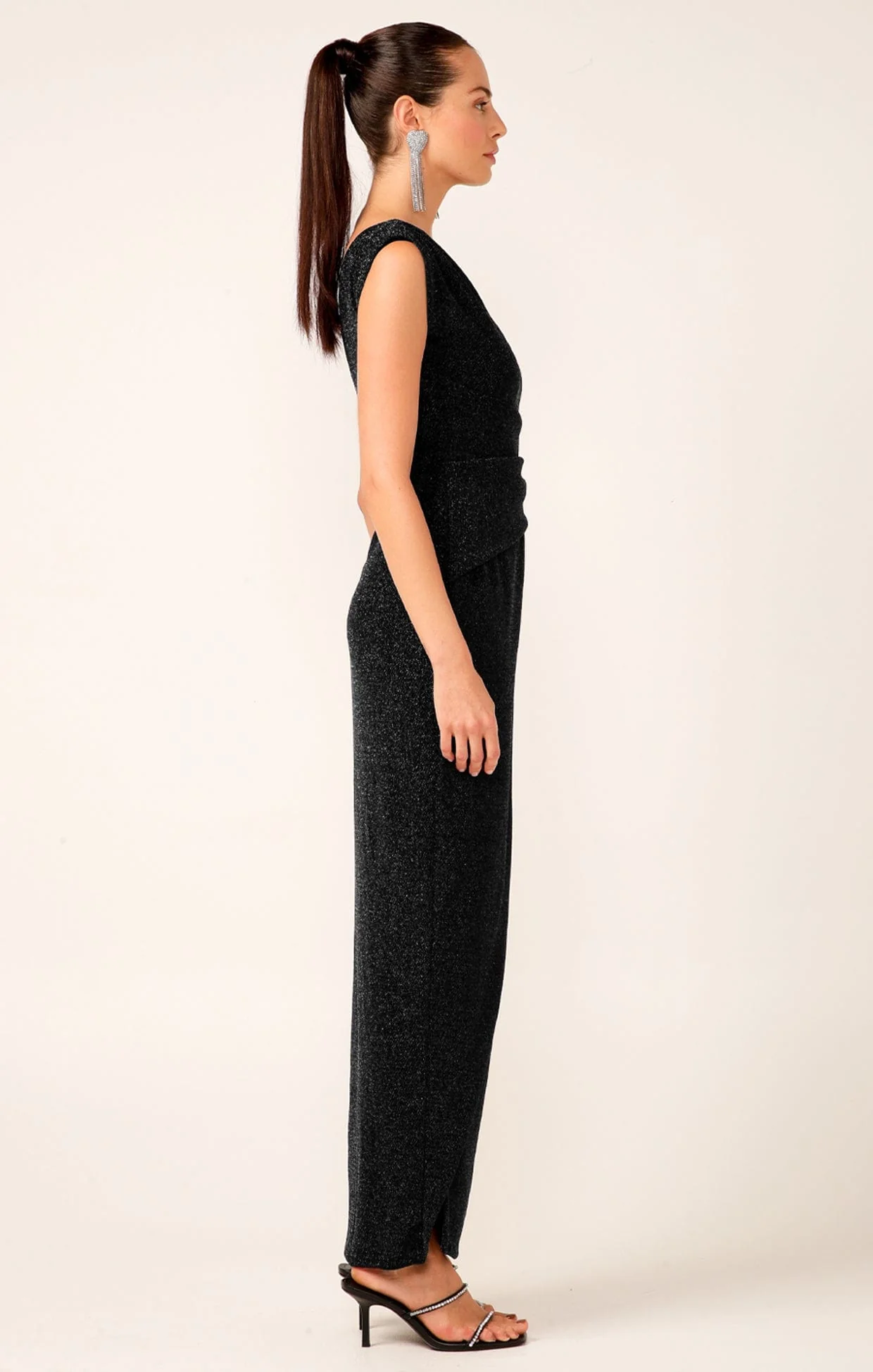 VALEDICTORY DRESS IN BLACK - Image 5